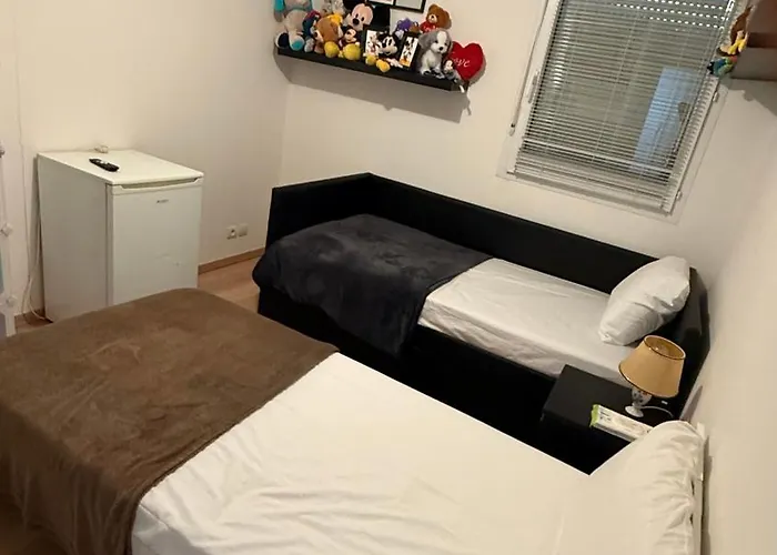 2 Alloggio in famiglia *