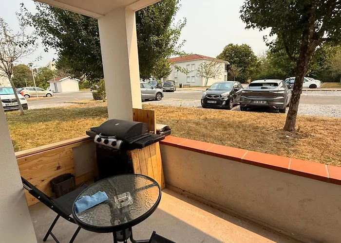 2 Alloggio in famiglia Pau